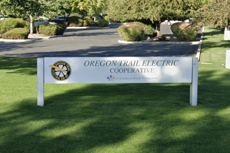 Power Struggle In La Grande: OTEC Linemen Put Co-op On 30-Day Strike Clock
