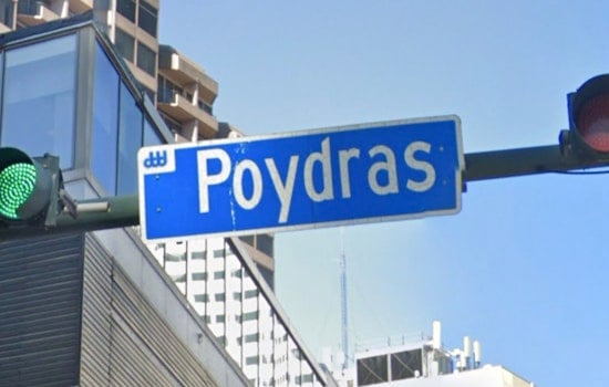 Poydras Street Shooting Jars New Orleans CBD Crowd