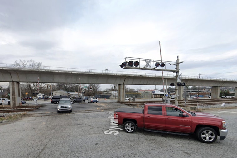 Pre-Dawn Chaos as Semi Slams Into Train Under MARTA Tracks in Southwest Atlanta
