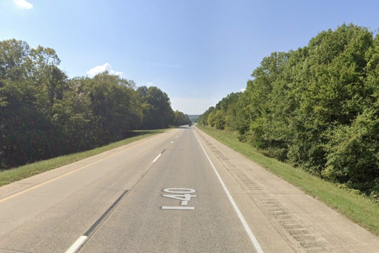 Pre-Dawn I-40 Crash In McIntosh County Kills Teen, Injures 6