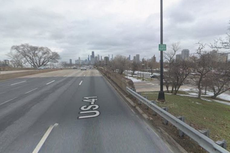 Pre-Dawn Lakefront Stickup Rattles Lincoln Park, Bullet Fired But No One Hit