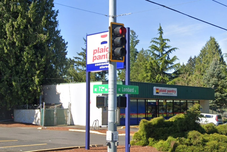 Pre-Dawn Pole Smash on Lombard Leaves One Dead in Cully