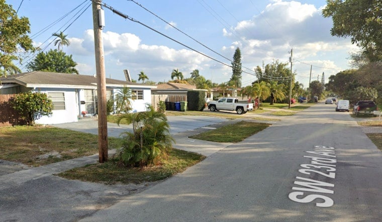 Pre-Dawn Tiki Hut Blaze Drives Fort Lauderdale Family and Dogs From Home