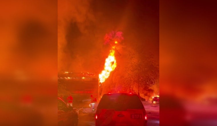 Redmond Roadside Inferno Torches 15 Cars, Levels Two Buildings Before Dawn