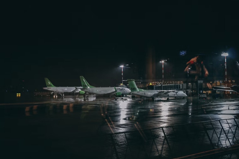 Predawn Storms Paralyze Bush Airport, Travelers Stuck In Sky-High Gridlock