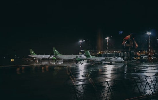 Predawn Storms Paralyze Bush Airport, Travelers Stuck In Sky-High Gridlock