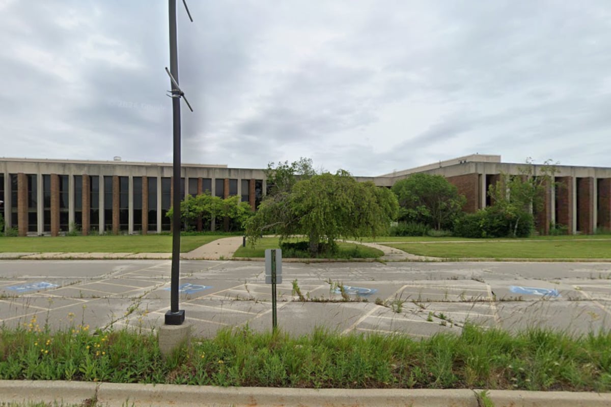 Quiet Data Center Play Targets Giant Naperville Ineos Campus