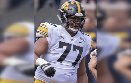 Rams Lineman Alaric Jackson Busted In Late-Night Valley Domestic Arrest