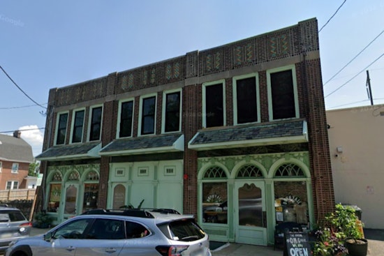Raven Cafe Opens in Glenside's Dovetail with Rival Bros