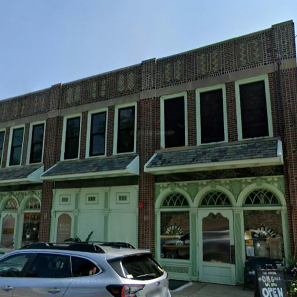 Raven Cafe Opens in Glenside's Dovetail with Rival Bros