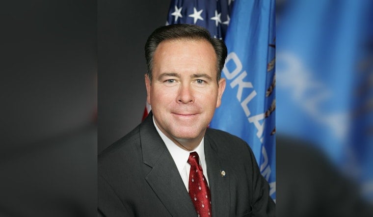 Records Show Oklahoma Treasurer Turning Clinton Office Into Commute Hub