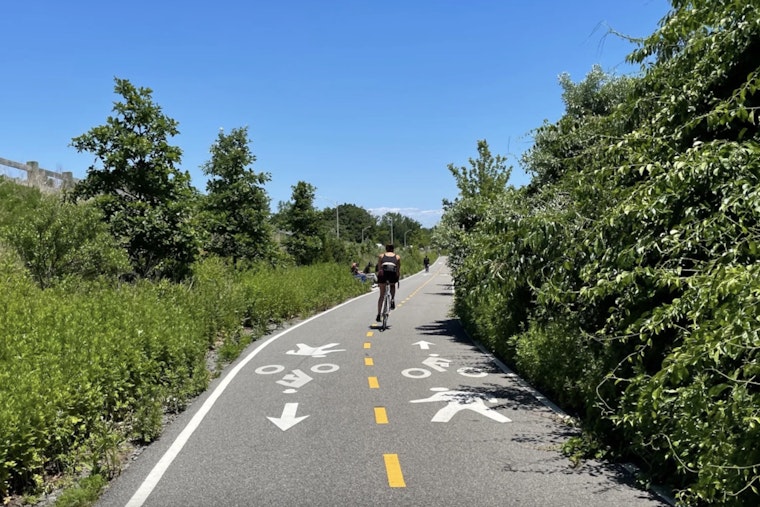 Red Hook To Sunset Park In 6 Minutes: New Waterfront Bike Link Debuts