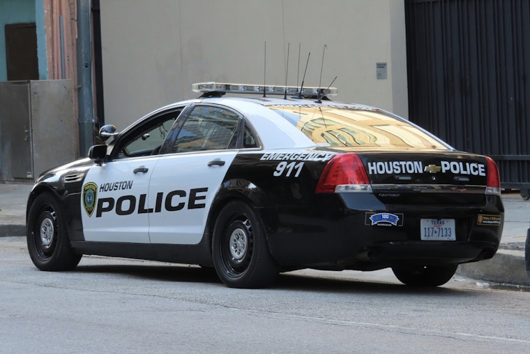 Redford SWAT Siege Paralyzes Quiet Southeast Houston Complex