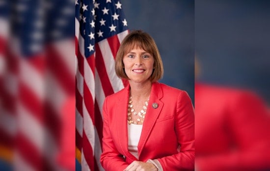Redrawn Tampa Turf Puts Kathy Castor on the Ropes