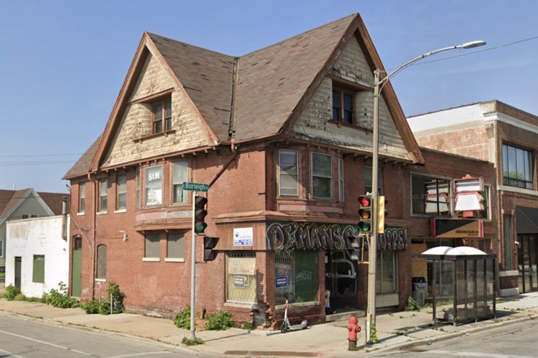 Riverwest 'Cancer' Buildings Finally Face Milwaukee's Wrecking Ball