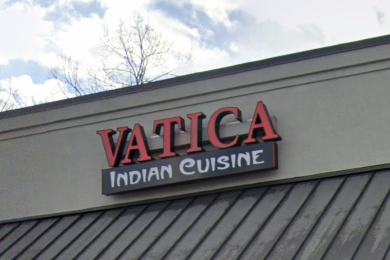 Roaches, Raw Meat Mix-Up Tank Marietta Indian Spot’s Health Score