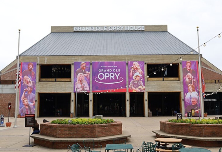 Ryman Puts Grand Ole Opry House Up for Sale