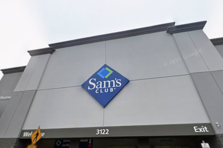 Sam's Club Swoops In on Parrish Tomato Fields as Retail Marches North