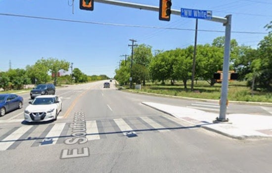 San Antonio Cop Slammed in East Side DWI Wreck After Driver Blows Red Light