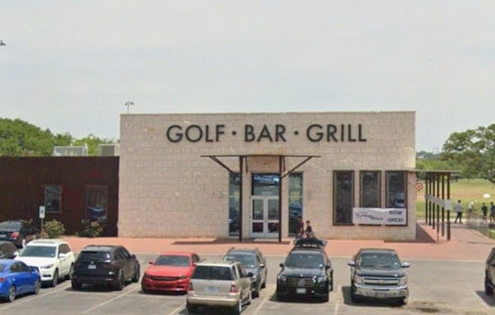San Pedro Golf Crowd Tees Up New Outdoor Bar Hangout