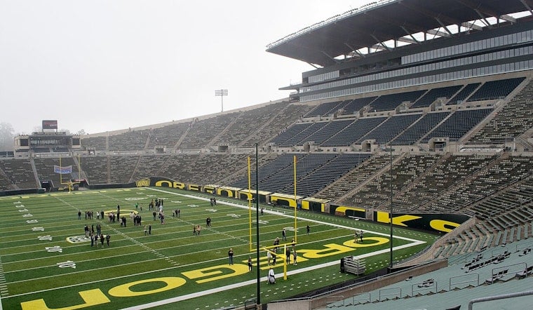 Savannah Bananas Turn Autzen Into A Carnival, Eugene Fans Eat It Up