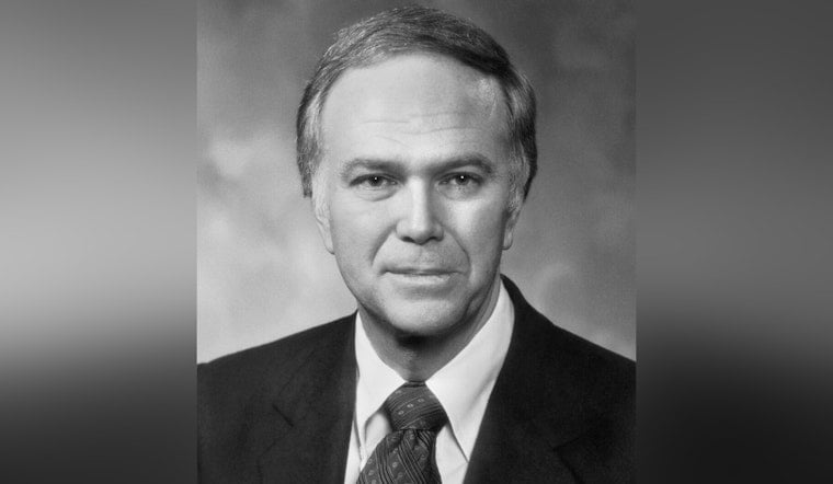 Scandal-Scarred Portland Power Broker Bob Packwood Dies at 93