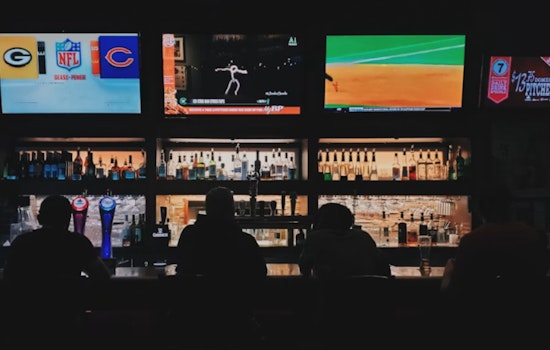 Scottsdale Couple Bets Big On Old Town Women’s Sports Bar Her Court