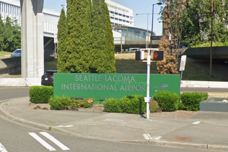 Sea-Tac Bus Fiasco Strands Fliers After Trains Go Dark