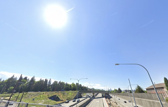 Seattle Sizzles In 80s Heat Before Thursday Soaker Rolls In