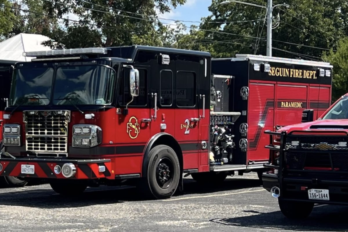 Seguin Corner Inferno Guts Homes, Drives Families Out