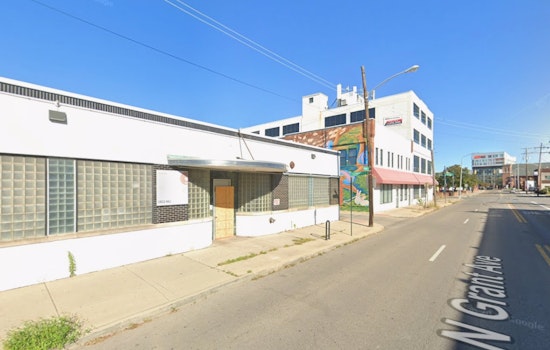 Service Sets the Line, New Downtown Spot Serving Jobs With Dinner