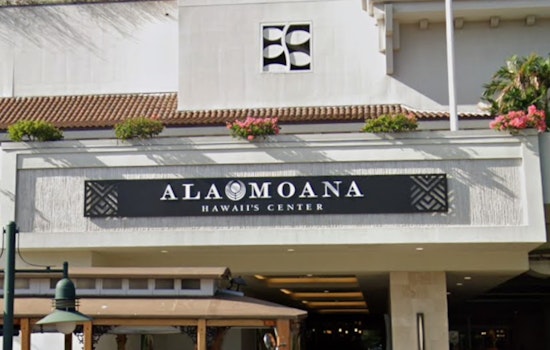 Shoppers Stunned As Concrete Chunk Crashes Off Ala Moana Center Garage
