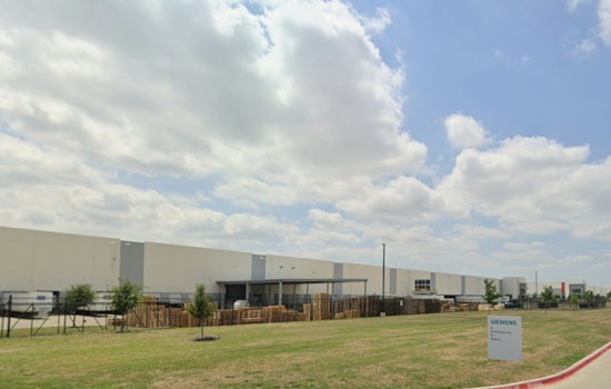 Siemens Job Boom Puts Fort Worth's Factory Training Machine In Overdrive