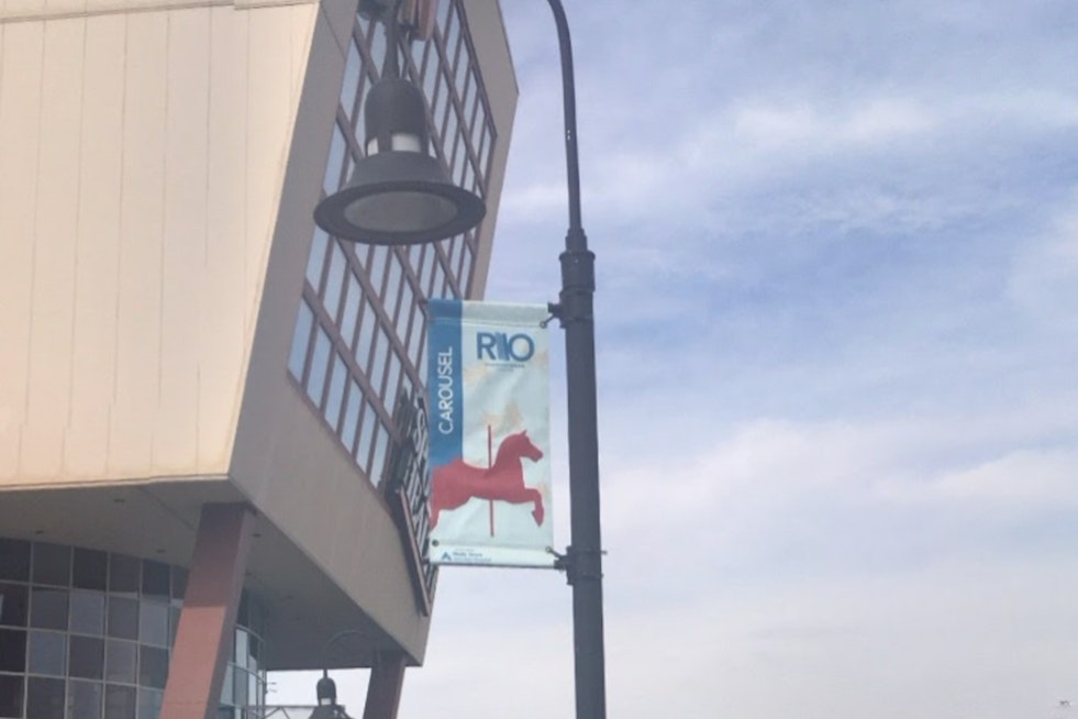 Sip Opens at Rio Lakefront in Gaithersburg