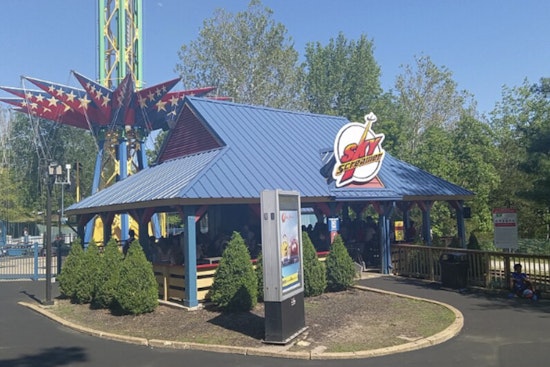 SkyScreamer Scare Leaves Four Hanging 120 Feet Up At Six Flags St. Louis