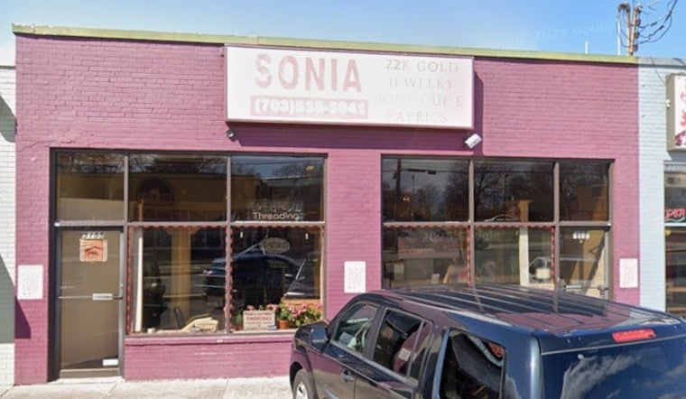 Smash-and-Grab Crew Hits Langston Blvd Jewelry Shop in Broad Daylight
