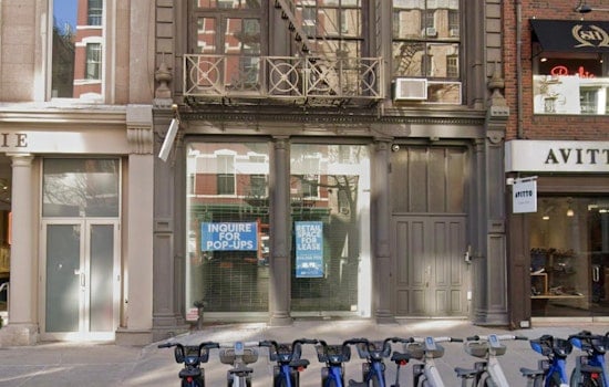 SoHo Security Standout Shoves Masked Duo Off Boutique Doorstep