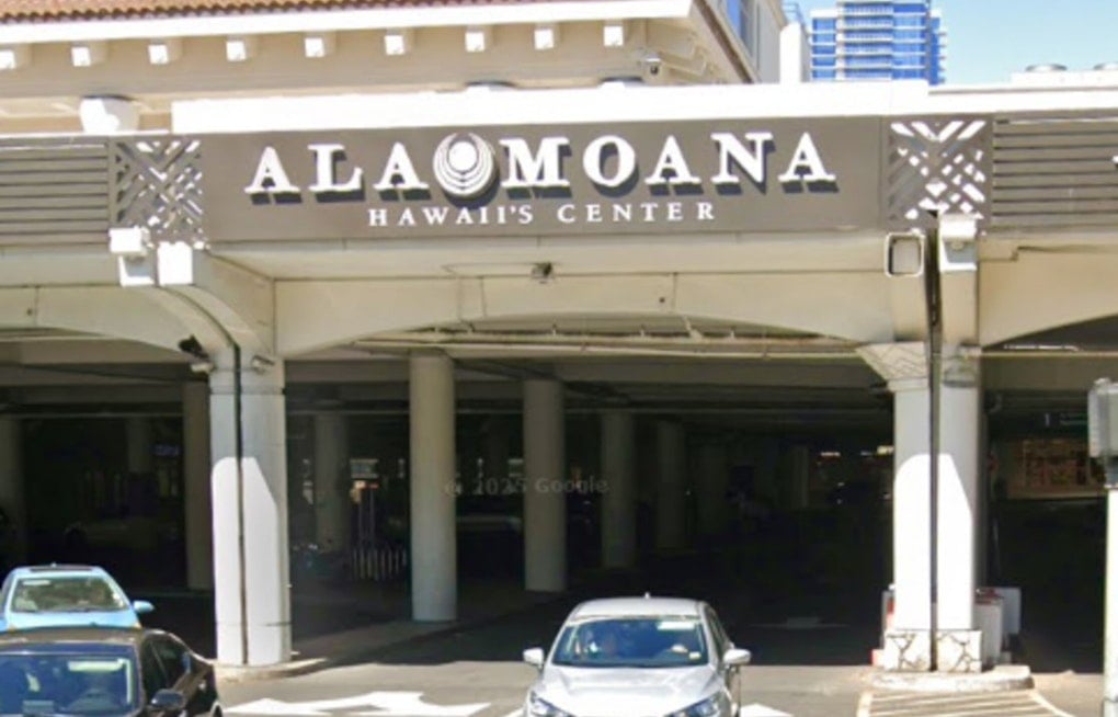 Soup Dumpling Star Supreme Quietly Storms Ala Moana Center