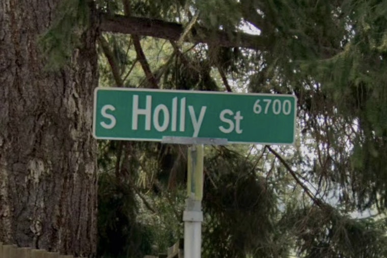 South Seattle Street Shut Down As House Fire Erupts On S Holly St