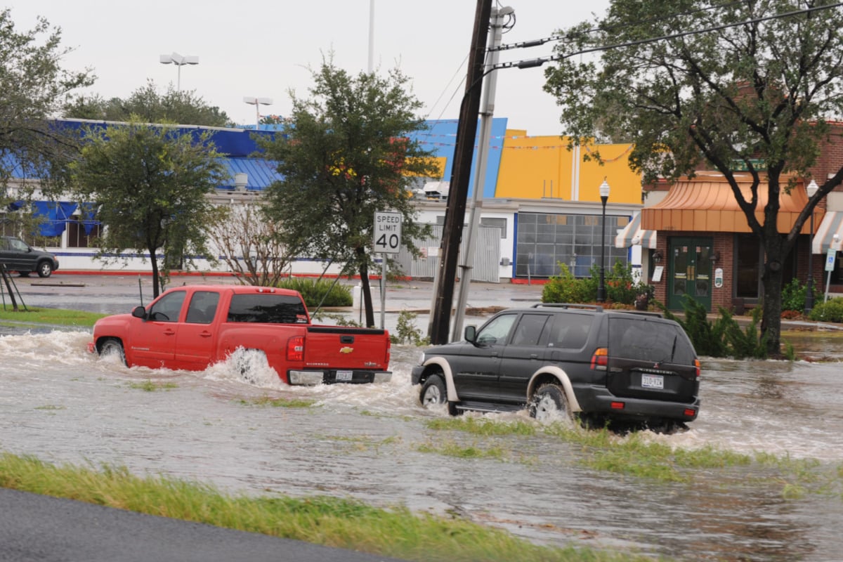South Shore Deluge Turns Fall River Streets Into Car‑Swallowing Canals