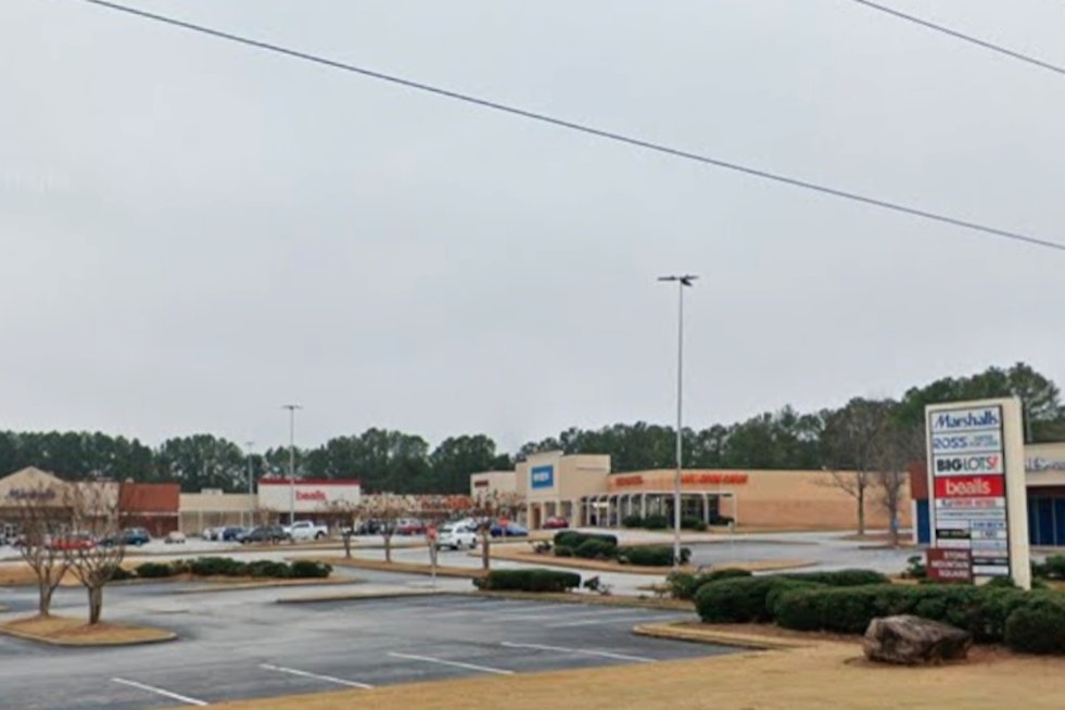 Squad Cars Pack Stone Mountain Lot In DeKalb’s Latest Late-Night Scare