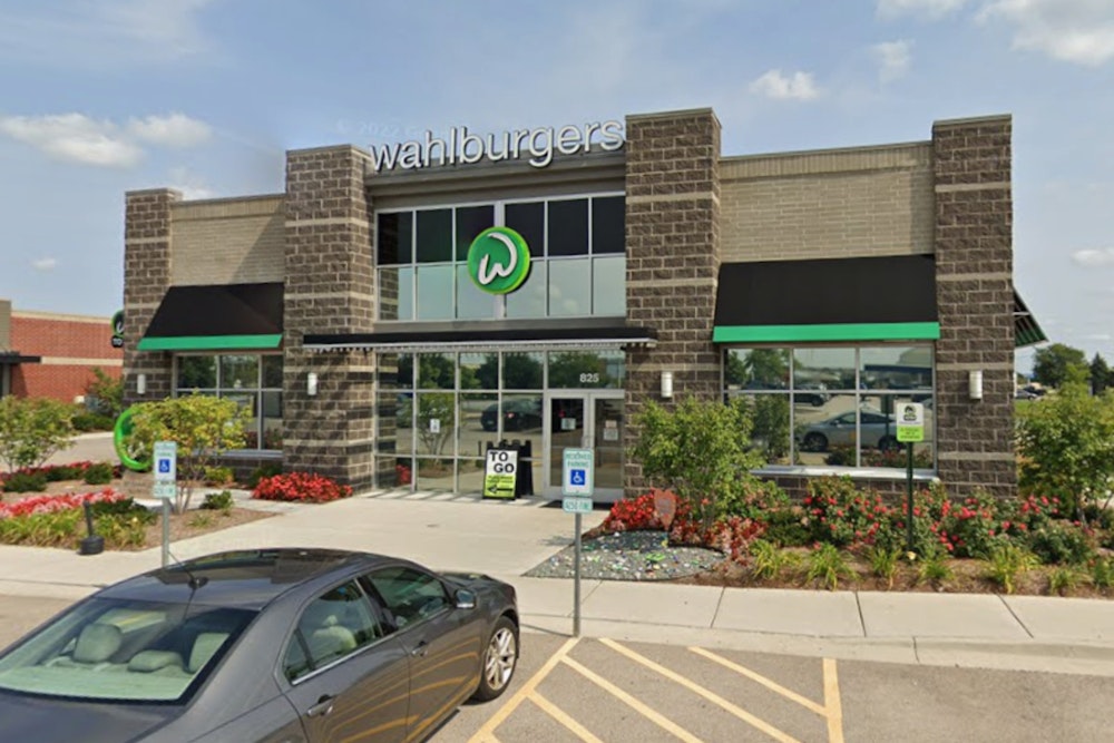 St. Charles Wahlburgers Shuts Its Doors In A Flash, Promises New Digs