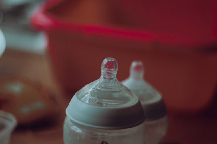 St. Louis Baby Bottle Brand Pops New York Soda Rival In ‘Dr. Brown’s’ Name Fight