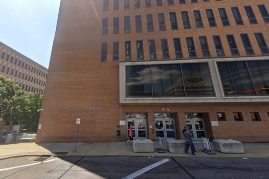 St. Louis County’s Median Crackdown: New Panhandling Push Sparks Free-Speech Fight