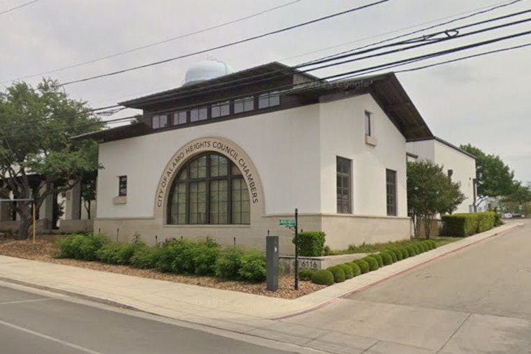 Stage 2 Squeeze, Alamo Heights Races Toward $8 Million Water Debt Deal