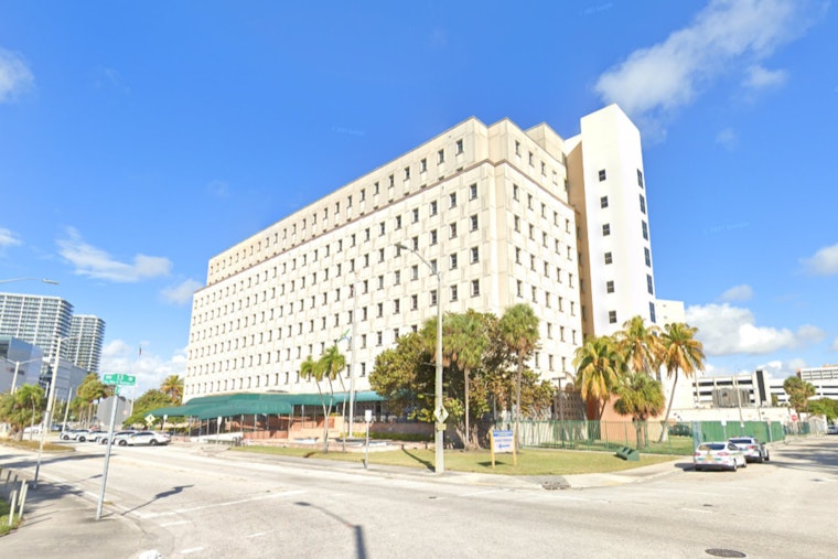 Star Island Doc Lenny Hochstein Says Video Undercuts Sex Assault Lawsuit