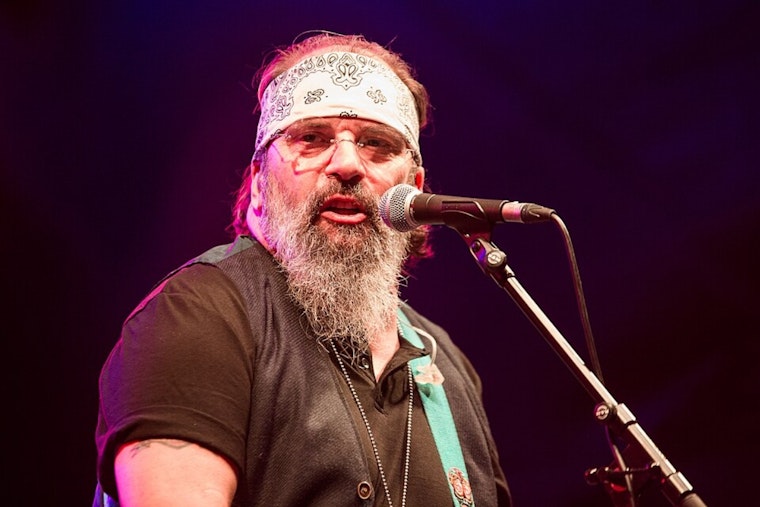 Steve Earle All-Star Salute Set To Shake Up San Francisco’s Masonic