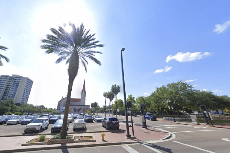 Sticky Scorcher Grips Jacksonville As Afternoon Gusts Muscle In