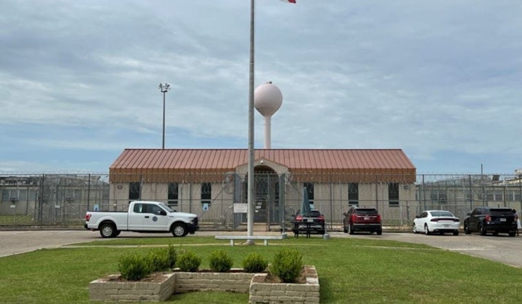 Supreme Court Slams Brakes on Alabama Nitrogen Death, Holman Execution Halted
