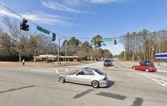 SWAT Response Freezes Traffic Near Marietta Street In Powder Springs